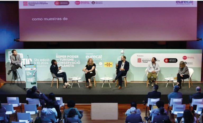 Xavier Amores, director del clúster, participa en la mesa redonda de agua y turismo del Forum TurisTIC