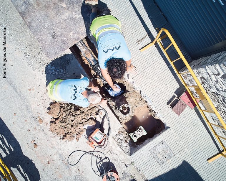 FLUENT 2.0: towards predictive fault management in water distribution networks, through data sharing and open software